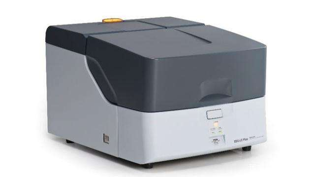 觀(guān)察集成電路的缺陷